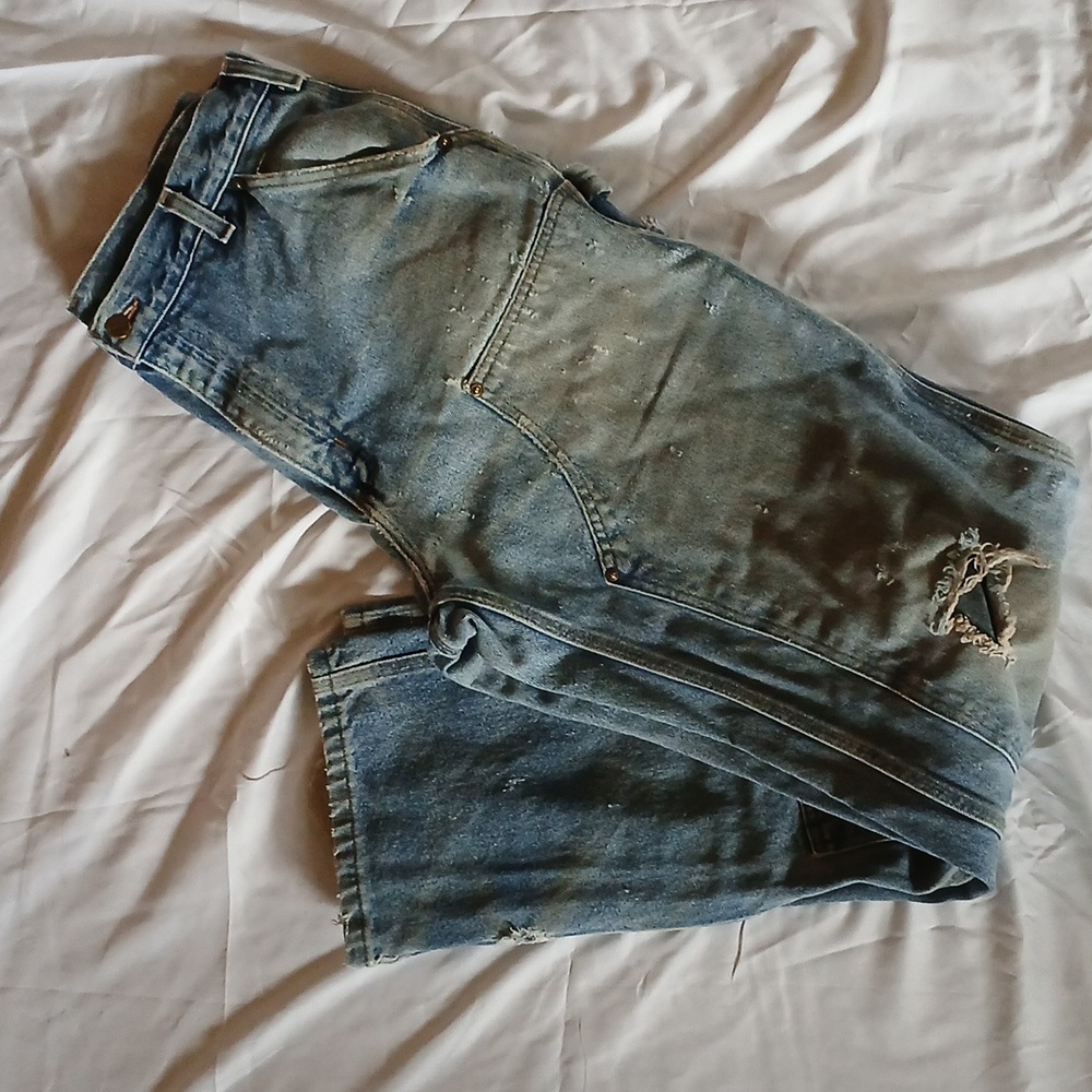 Carhartt Men's 33x36 Dungaree Fit Denim. Well Worn.